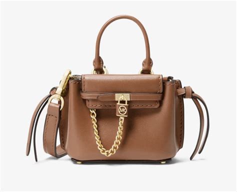 El micro bolso de Michael Kors de coleccionista que .